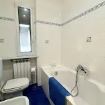 Apartment Near Acquario & Porto Antico - Scassi Hospital Genua