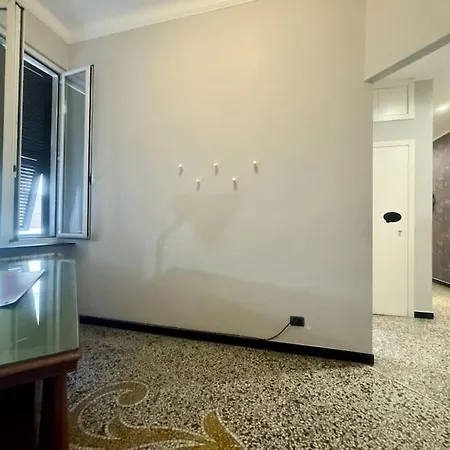 Near Acquario & Porto Antico - Scassi Hospital 热那亚