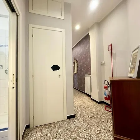Apartamento Near Acquario & Porto Antico - Scassi Hospital *