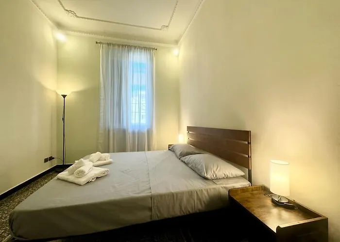 Near Acquario & Porto Antico - Scassi Hospital Apartamento