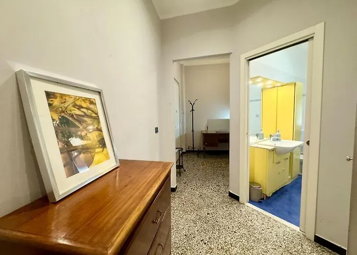 Near Acquario & Porto Antico - Scassi Hospital Apartamento Génova