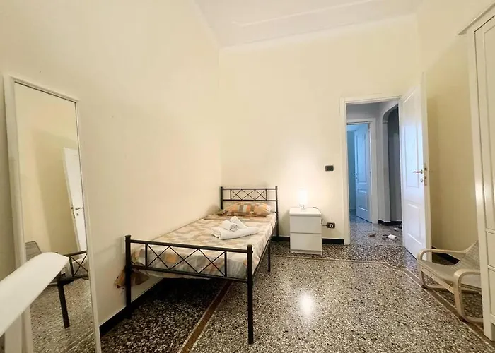 Near Acquario & Porto Antico - Scassi Hospital Apartamento Génova