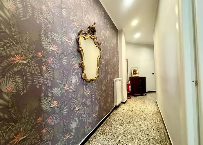 Near Acquario & Porto Antico - Scassi Hospital Genua