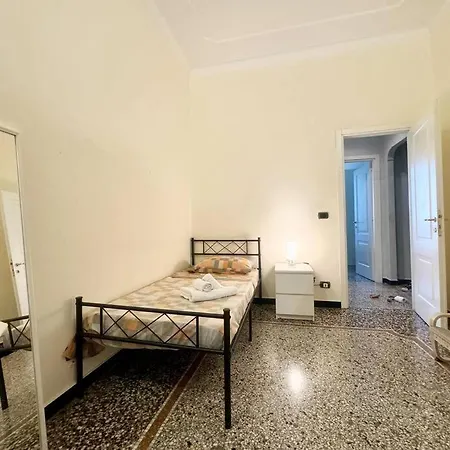 Near Acquario & Porto Antico - Scassi Hospital Lejlighed Genova